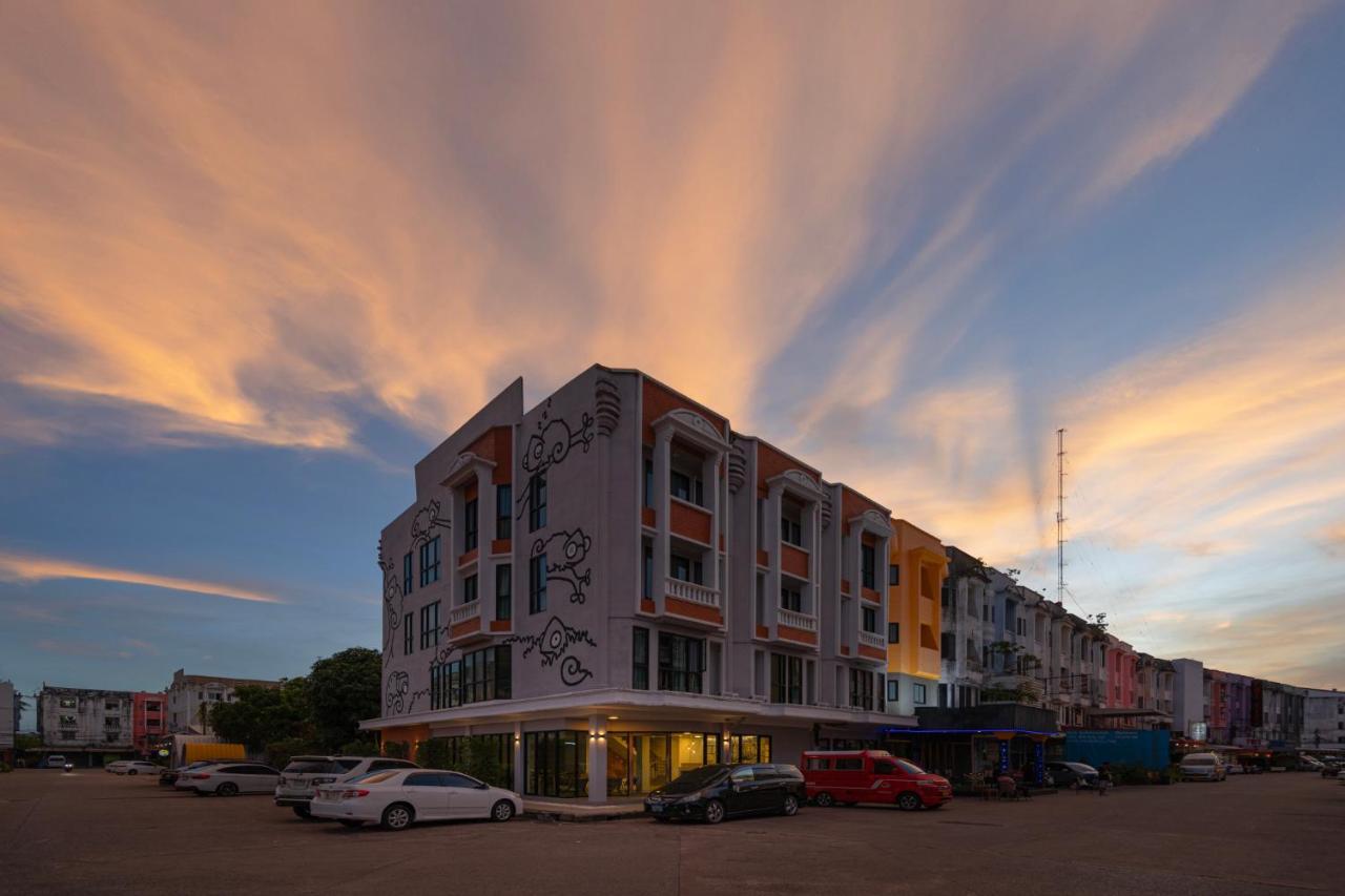 Hotel Chamemon Bed Phuket Town Esterno foto